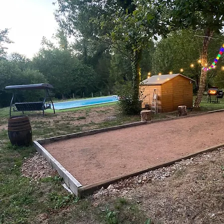 La Petite Maison Au Bord De L'etang *